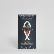 Carica l'immagine nel visualizzatore di Gallery, DORA - Trota SALMONATA affumicata con scaglie d'oro